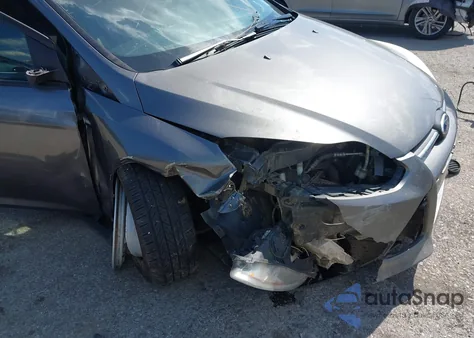 2014 Ford Focus Se from USA, damaged, VIN 1FADP3F24EL409427